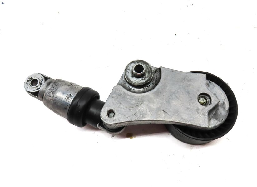 Thumbnail 5: 2011 PORSCHE CAYENNE (958) 4.8L NON-TURBO ENGINE BELT TENSIONER PULLEY