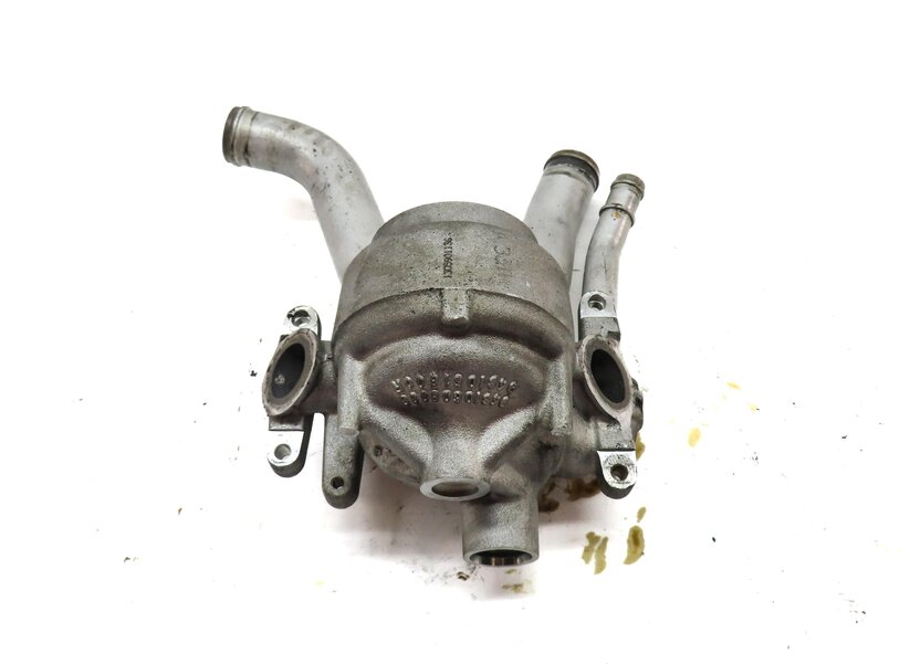 Thumbnail 4: 2011 PORSCHE CAYENNE (958) 4.8L NON-TURBO ENGINE THERMOSTAT HOUSING 94810636002