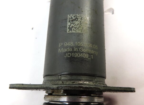 Thumbnail 5: 2011 PORSCHE CAYENNE (958) 4.8L NON-TURBO ENGINE CAMSHAFT ADJUSTER SOLENOID SET2