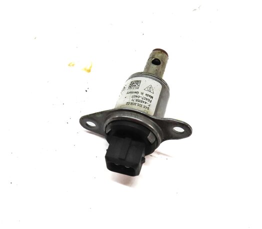 2011 PORSCHE CAYENNE (958) 4.8L NON-TURBO ENGINE CAMSHAFT ADJUSTER SOLENOID