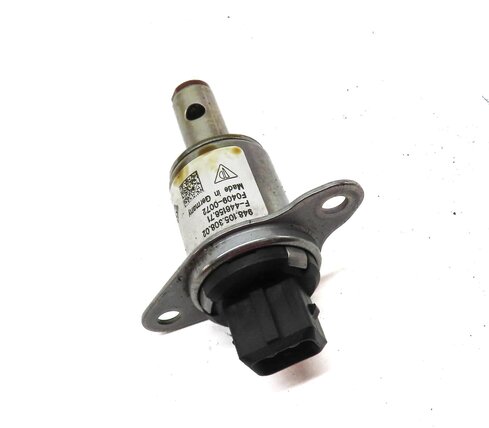 Thumbnail 3: 2011 PORSCHE CAYENNE (958) 4.8L NON-TURBO ENGINE CAMSHAFT ADJUSTER SOLENOID