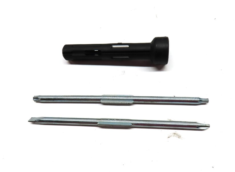 Thumbnail 7: PORSCHE 11-18 CAYENNE 958 15-23 MACAN 95B SPARE TIRE JACK & LUG WRENCH TOOL KIT
