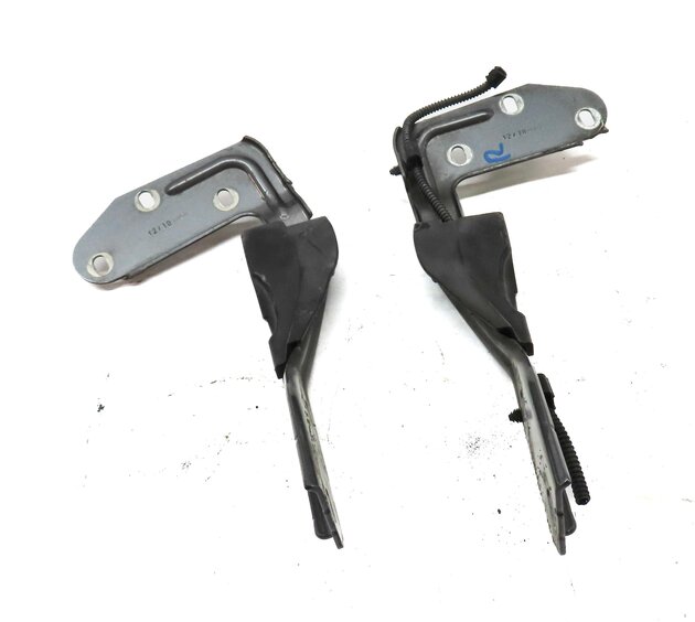 Thumbnail 3: 11-14 PORSCHE CAYENNE (958) FRONT LEFT & RIGHT HOOD HINGE SET 2 (METEOR GRAY)