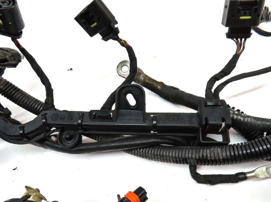 Thumbnail 5: 2011 PORSCHE CAYENNE (958) 4.8L NON-TURBO ENGINE WIRE WIRING HARNESS 94860715500