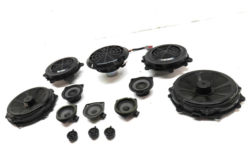 Thumbnail 2: 2011 PORSCHE CAYENNE (958) WOOFER MIDRANGE TWEETER FRONT REAR BOSE SPEAKER SET13