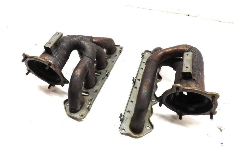 2008-2014 PORSCHE CAYENNE (958) 4.8L V8 *NON TURBO* ENGINE EXHAUST MANIFOLD SET