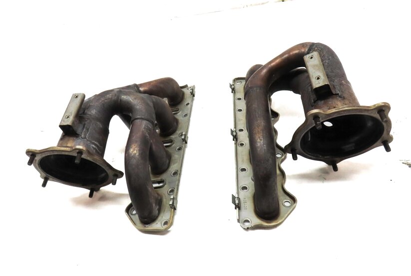 Thumbnail 2: 2008-2014 PORSCHE CAYENNE (958) 4.8L V8 *NON TURBO* ENGINE EXHAUST MANIFOLD SET