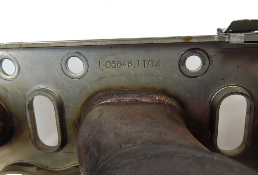 Thumbnail 6: 2008-2014 PORSCHE CAYENNE (958) 4.8L V8 *NON TURBO* ENGINE EXHAUST MANIFOLD SET
