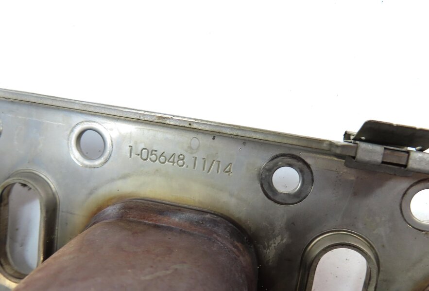 Thumbnail 8: 2008-2014 PORSCHE CAYENNE (958) 4.8L V8 *NON TURBO* ENGINE EXHAUST MANIFOLD SET