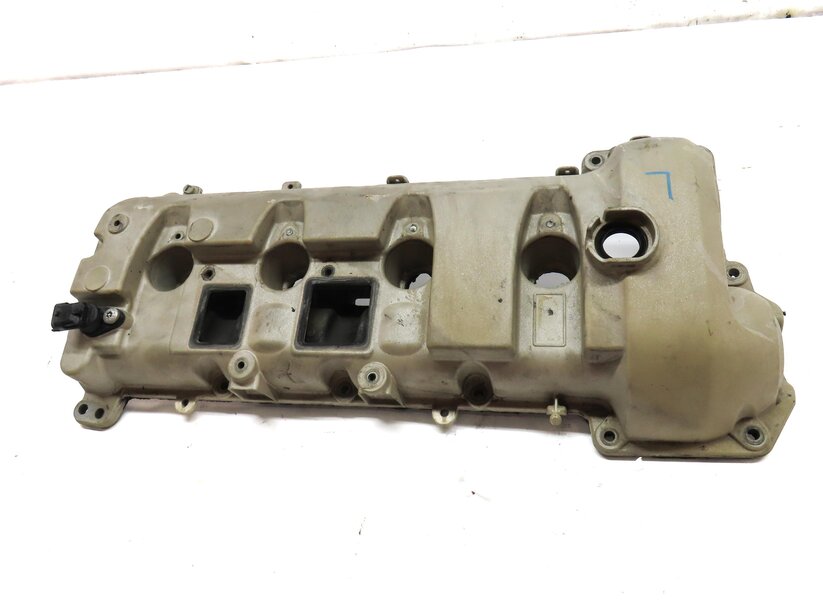 Thumbnail 2: 2010-2018 PORSCHE CAYENNE PANAMERA (958 970 G1) 4.8L V8 ENGINE LEFT VALVE COVER