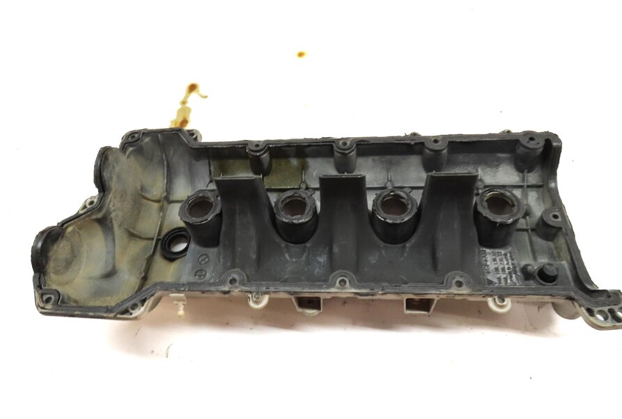 Thumbnail 6: 2010-2018 PORSCHE CAYENNE PANAMERA (958 970 G1) 4.8L V8 ENGINE LEFT VALVE COVER