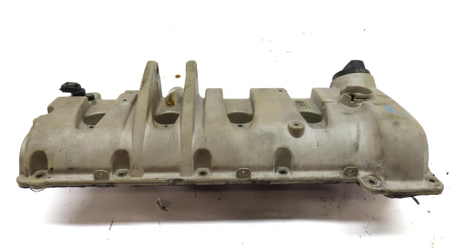 Thumbnail 5: 2010-2018 PORSCHE CAYENNE PANAMERA (958 970 G1) 4.8L V8 ENGINE RIGHT VALVE COVER