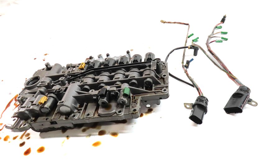 Thumbnail 2: 2011-2018 PORSCHE CAYENNE (958) A/T AUTO AUTOMATIC TRANSMISSION VALVE BODY