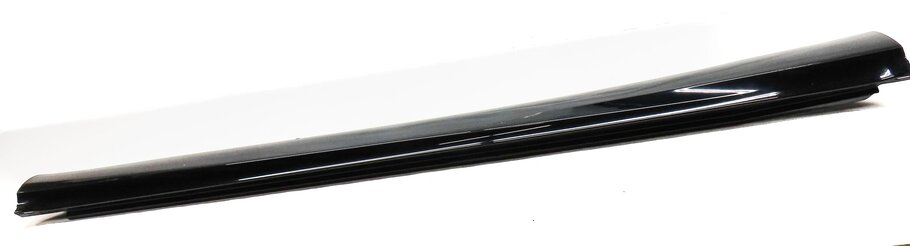 Thumbnail 3: 14-17 MERCEDES B ELECTRIC (W242) FRONT RIGHT PASSENGER DOOR MOULDING TRIM BLACK