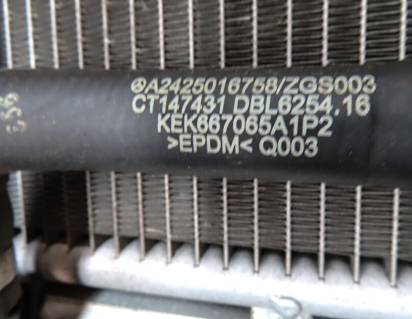 Thumbnail 11: 14-17 MERCEDES B ELECTRIC (W242) RADIATOR CONDENSER COOLER SHROUD ASSEMBLY
