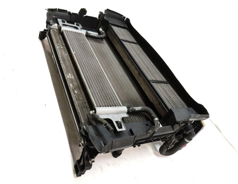 Thumbnail 4: 14-17 MERCEDES B ELECTRIC (W242) RADIATOR CONDENSER COOLER SHROUD ASSEMBLY