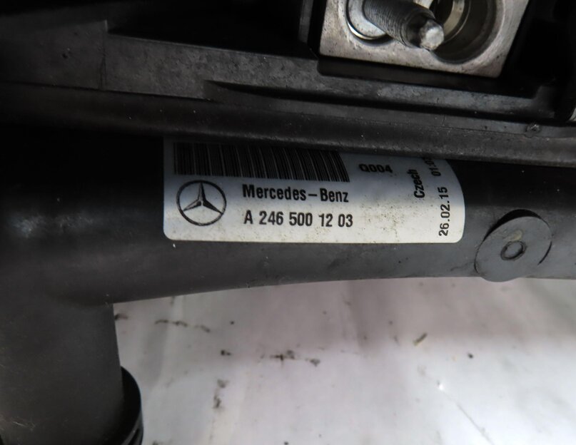 Thumbnail 8: 14-17 MERCEDES B ELECTRIC (W242) RADIATOR CONDENSER COOLER SHROUD ASSEMBLY