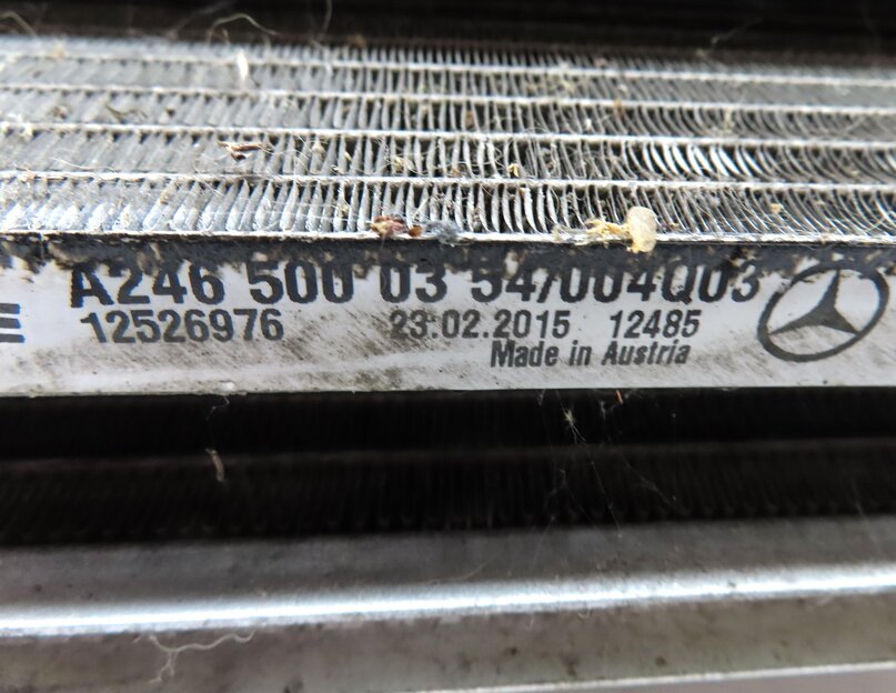 Thumbnail 9: 14-17 MERCEDES B ELECTRIC (W242) RADIATOR CONDENSER COOLER SHROUD ASSEMBLY