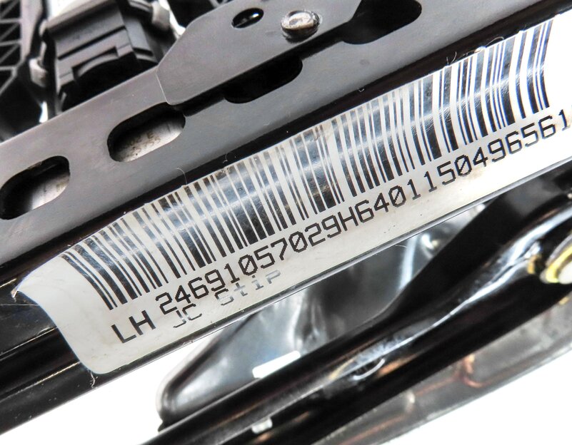 Thumbnail 10: 13-19 MERCEDES B-CLASS (W242 W246) FRONT LEFT DRIVER MEMORY SEAT TRACK w/ MOTORS