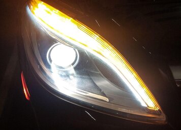 Thumbnail 2: 14-17 MERCEDES B ELECTRIC (W242) RIGHT PASSENGER HID XENON HEADLIGHT LIGHT LAMP