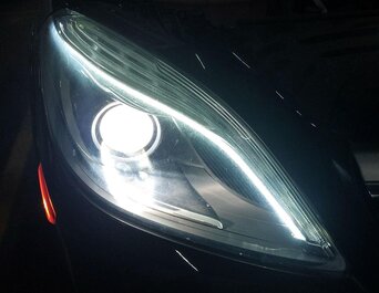 Thumbnail 3: 14-17 MERCEDES B ELECTRIC (W242) RIGHT PASSENGER HID XENON HEADLIGHT LIGHT LAMP