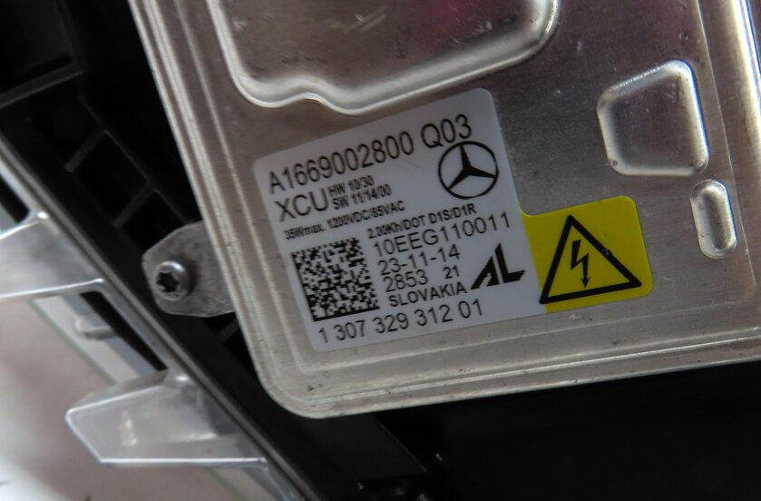Thumbnail 8: 14-17 MERCEDES B ELECTRIC (W242) RIGHT PASSENGER HID XENON HEADLIGHT LIGHT LAMP