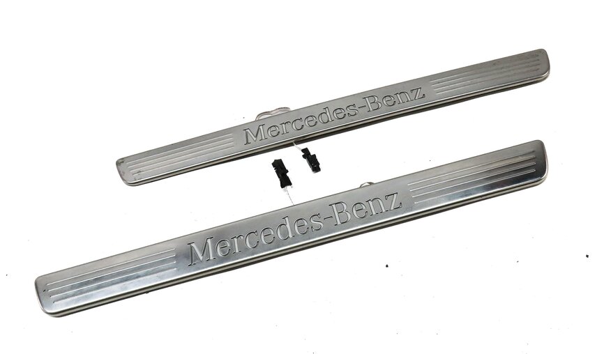 Thumbnail 5: 2015 MERCEDES B200e ELECTRIC (W242 W246) FRONT ILLUMINATED DOOR SILL TRIM SET-2