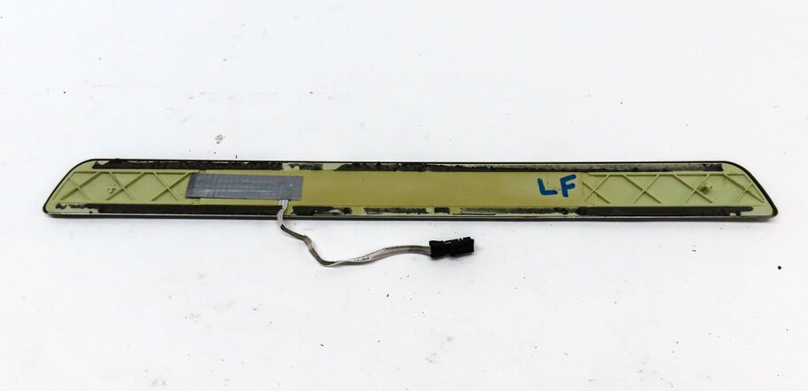 Thumbnail 9: 2015 MERCEDES B200e ELECTRIC (W242 W246) FRONT ILLUMINATED DOOR SILL TRIM SET-2