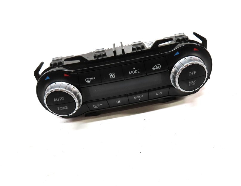 Thumbnail 4: 15-17 MERCEDES B ELECTRIC (W242) FRONT HEATER A/C TEMPERATURE CLIMATE CONTROL