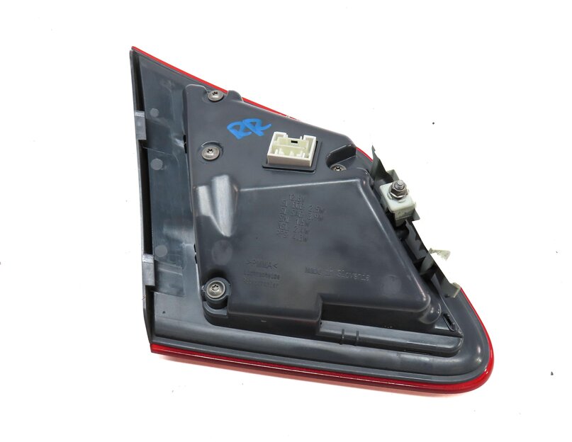 Thumbnail 5: 15-19 MERCEDES B-CLASS (W242 W246) REAR RIGHT INNER GATE TAILLIGHT LIGHT LAMP