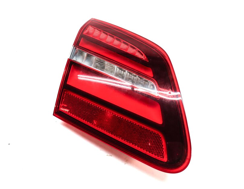 Thumbnail 3: 15-19 MERCEDES B-CLASS (W242 W246) REAR LEFT INNER GATE TAILLIGHT LIGHT LAMP