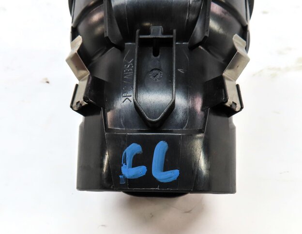 Thumbnail 6: 2015 MERCEDES B200e ELECTRIC (W242 W246) FRONT DASH HEATER A/C AIR VENT