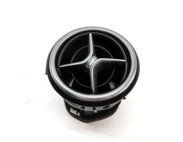 Thumbnail 5: 2015 MERCEDES B200e ELECTRIC (W242 W246) FRONT DASH HEATER A/C AIR VENT