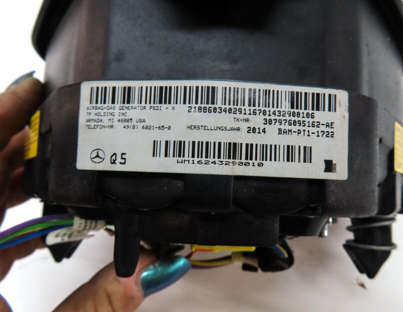Thumbnail 6: 13-17 MERCEDES B ELECTRIC (W242) FRONT LEFT DRIVER STEERING WHEEL AIRBAG (BLACK)