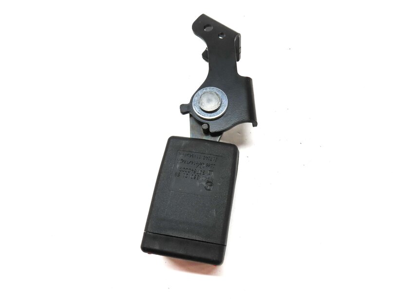 Thumbnail 11: 2015 MERCEDES B200e ELECTRIC (W242 W246) REAR SEAT SEATBELT BUCKLE RECEIVER SET