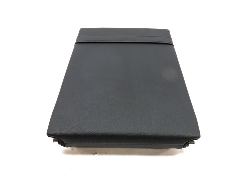 Thumbnail 6: 2015 MERCEDES B200e ELECTRIC (W242 W246) REAR SEAT CENTER CONSOLE ARMREST BLACK