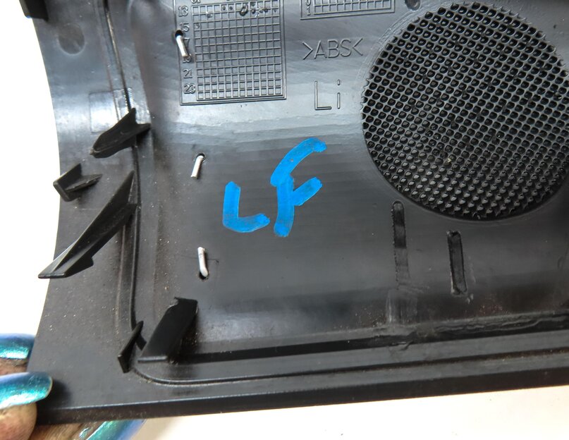Thumbnail 6: 2015 MERCEDES B200e ELECTRIC (W242 W246) LEFT DRIVER HARMAN KARDON TWEETER TRIM