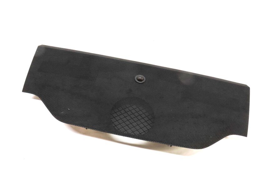 2015 MERCEDES B200e ELECTRIC (W242 W246) FRONT UPPER DASH SPEAKER GRILLE TRIM