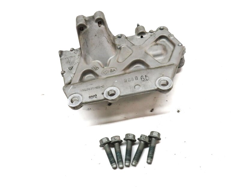 Thumbnail 3: 2015 MERCEDES B200e (W242 W246) ELECTRIC ENGINE MOTOR MOUNT BRACKET