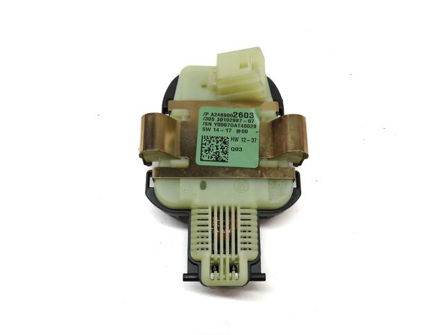 Thumbnail 1: 2015 MERCEDES B200e ELECTRIC (W242 W246) RAIN WATER SOLAR LIGHT SENSOR RLS