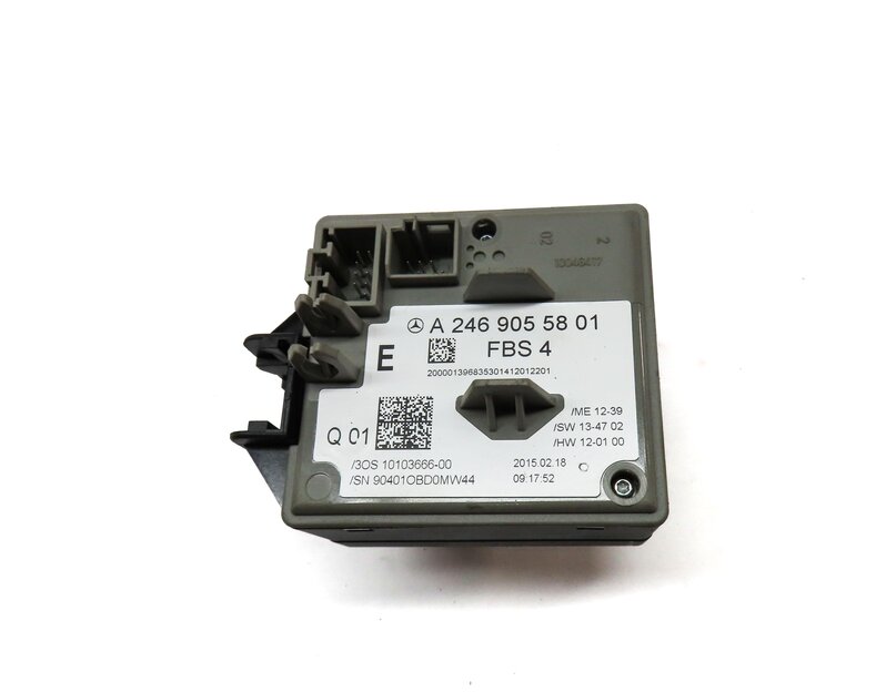 Thumbnail 4: 2015 MERCEDES B ELECTRIC (W242) IGNITION SWITCH MODULE KEY READER