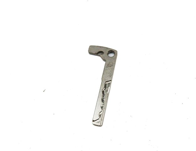 Thumbnail 4: 2015 MERCEDES B200e ELECTRIC (W242 W246) LEFT DRIVER DOOR LOCK CYLINDER w/ KEY