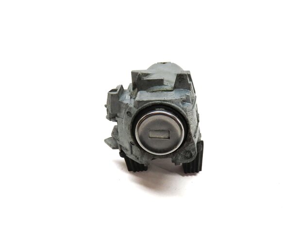 Thumbnail 5: 2015 MERCEDES B200e ELECTRIC (W242 W246) LEFT DRIVER DOOR LOCK CYLINDER w/ KEY