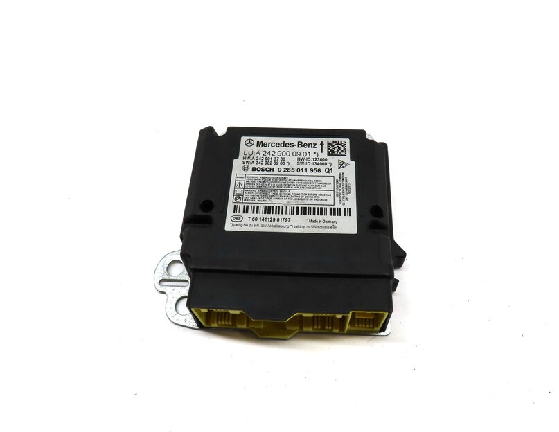 Thumbnail 2: 2015 MERCEDES B200e ELECTRIC (W242 W246) SRS BAG CONTROL MODULE