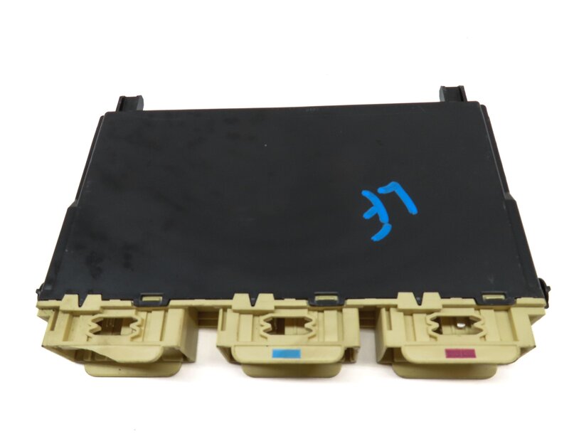 Thumbnail 4: 2015 MERCEDES B200e ELECTRIC (W242 W246) DRIVER MEMORY SEAT CONTROL MODULE