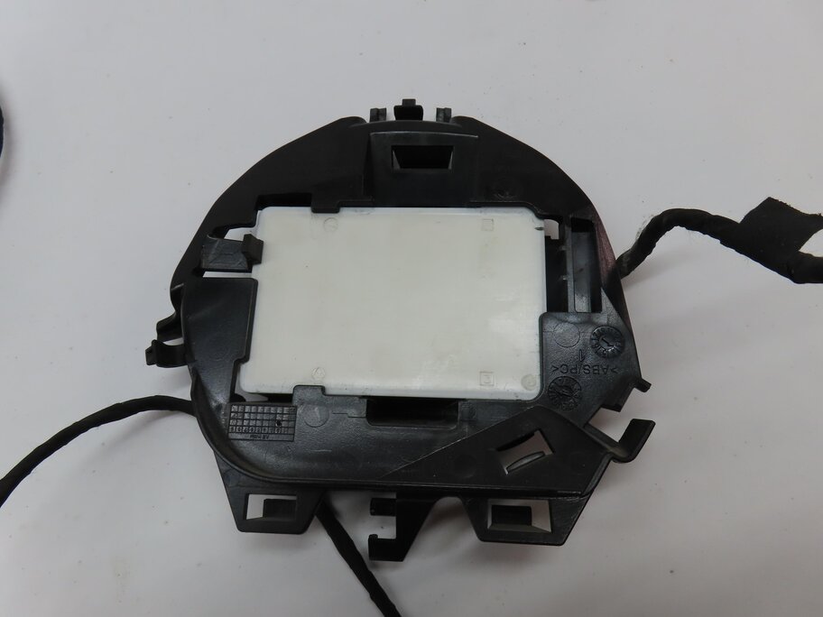 Thumbnail 5: 2015 MERCEDES B200e ELECTRIC (W242 W246) FRONT DISTRONIC RADAR SENSOR MODULE