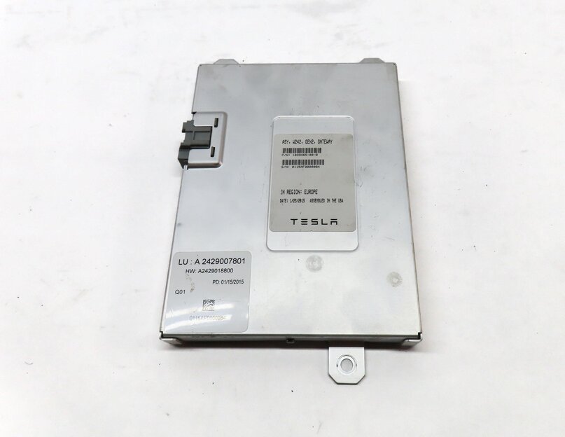 Thumbnail 2: 2015 MERCEDES B200e ELECTRIC (W242 W246) CENTRAL GATEWAY CONTROL MODULE