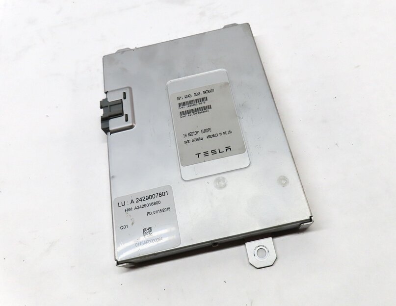 Thumbnail 3: 2015 MERCEDES B200e ELECTRIC (W242 W246) CENTRAL GATEWAY CONTROL MODULE