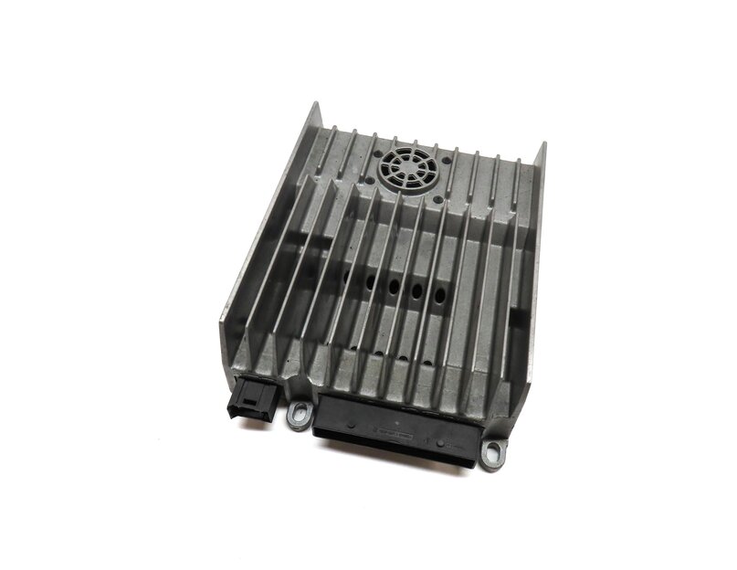 13-20 MERCEDES B CLA E GLA CLS (C117 C218 W117 W212 X156) STEREO AUDIO AMPLIFIER