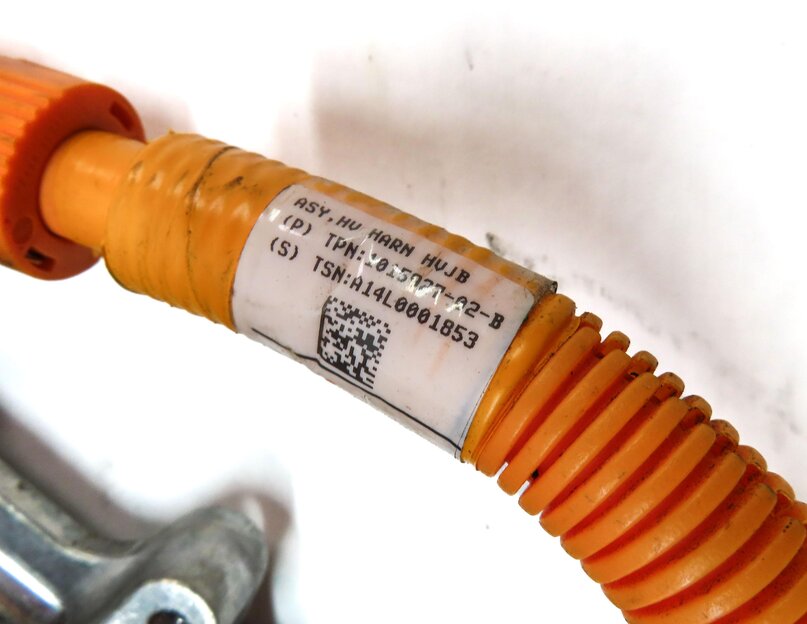 Thumbnail 6: 14-16 MERCEDES B ELECTRIC (W242) HIGH VOLTAGE CONVERTER w/ CABLE